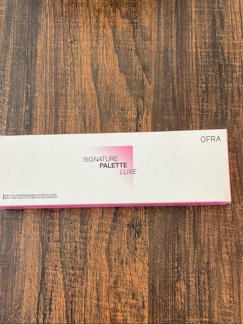 OFRA Signature Palette Luxe - White and Pink Accents